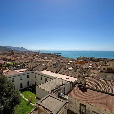 Starhost - Dimora Copeta Salerno